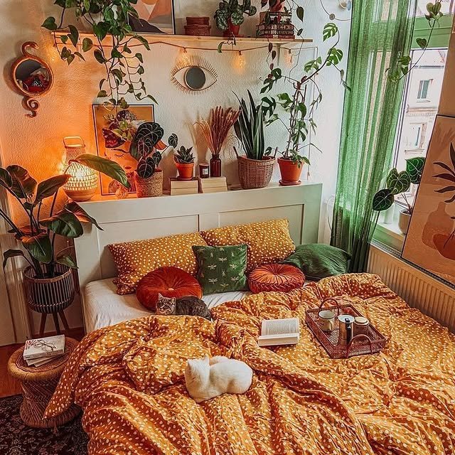25 Colorful Bedroom Ideas That Will Brighten Your Day 3 Boho Orange