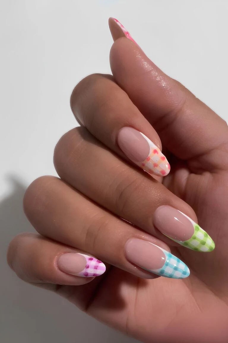 25 Cute and Colorful French Tip Nails to Copy Now 8