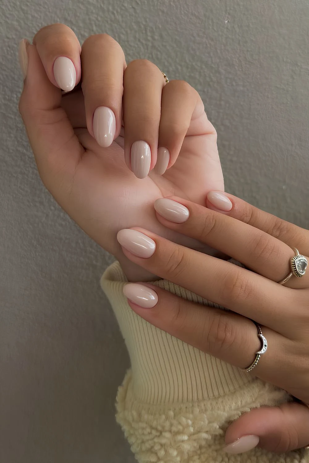 25 Elegant Neutral Nail Ideas for a Sophisticated Look 3 Creamy Beige