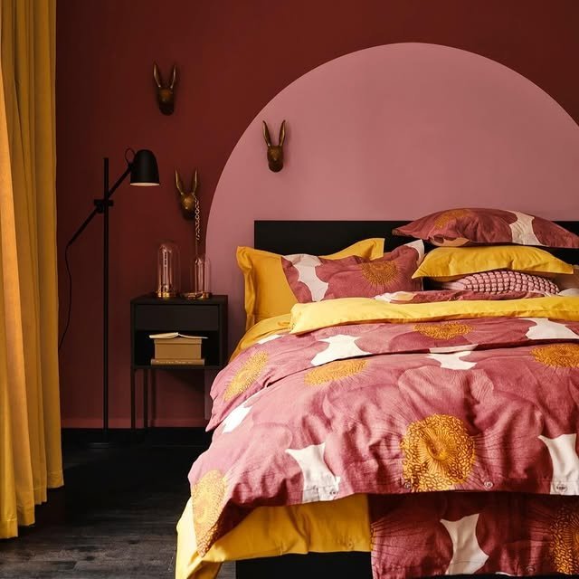25 Colorful Bedroom Ideas That Will Brighten Your Day 12 Dull But Colored
