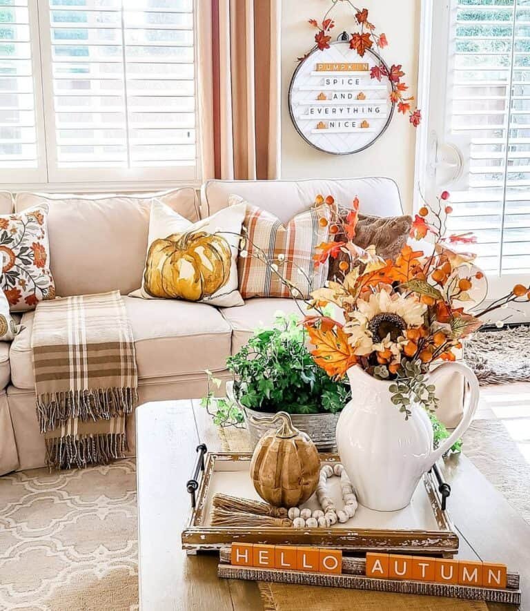 30 Fall Coffee Table Decor Ideas to Warm Up Your Home 3 Fall Coffee Table Arrangement