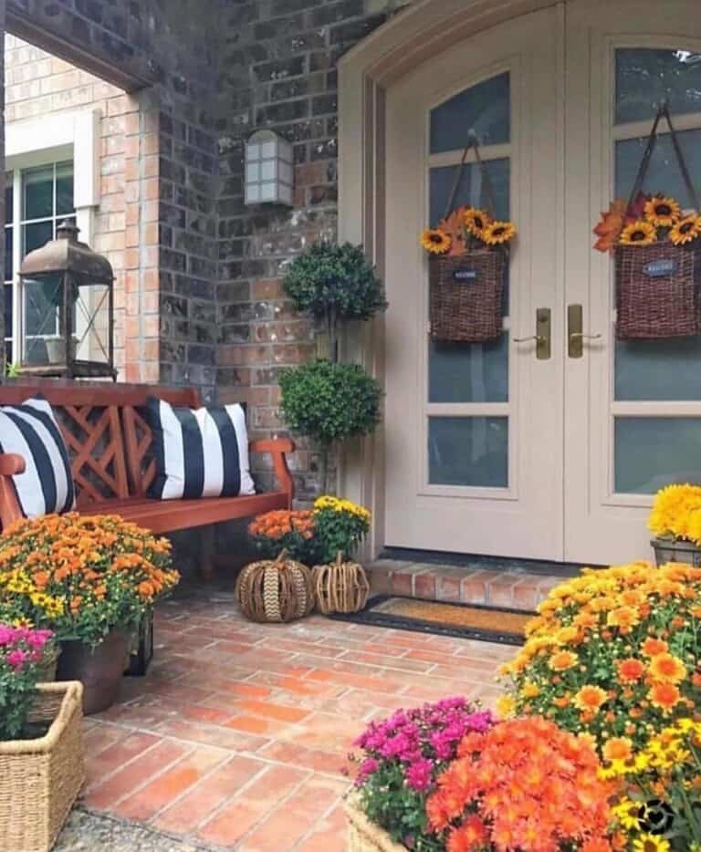 From Simple to Showstopper: 25 Easy Fall Door Decor Ideas 16