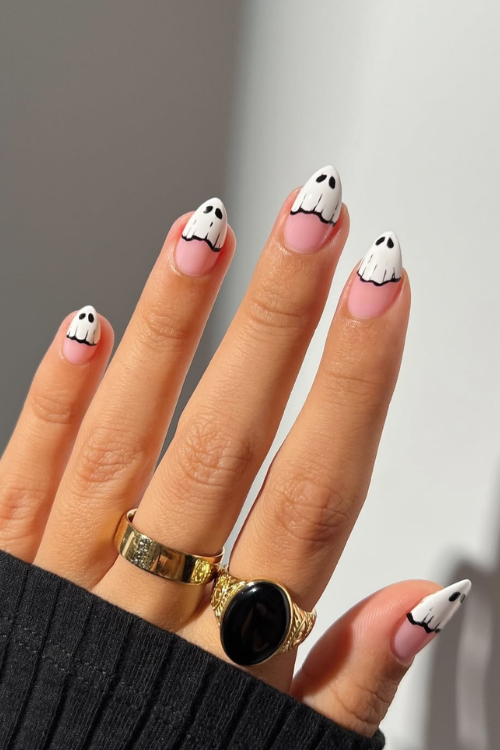 30 Halloween Nail Art Ideas 2025 for a Hauntingly Good Look 22 Frightened Frenchies