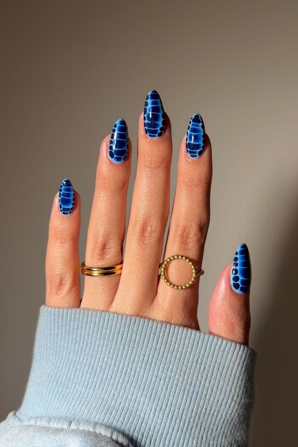Glossy Croc Effect