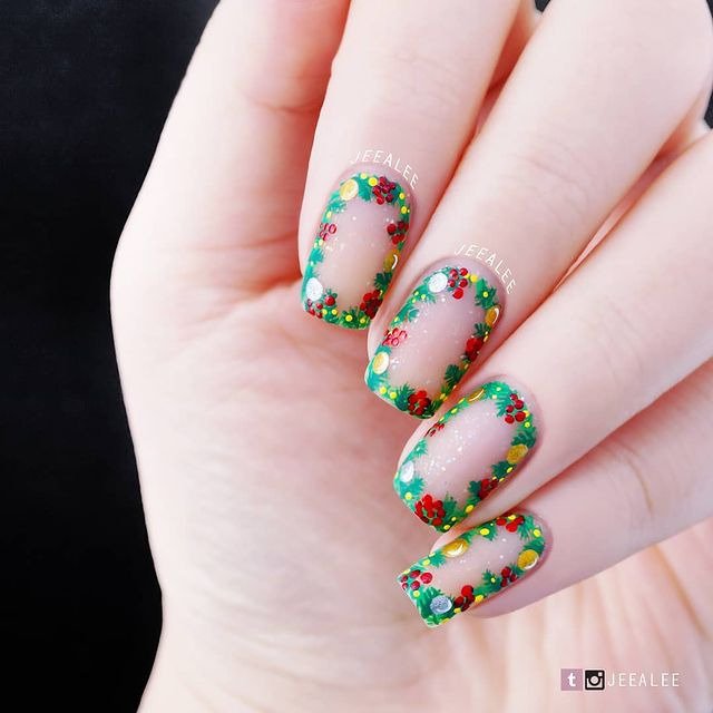 25 Funky Winter Nail Designs to Try This Season 21 Holiday Wreath Details