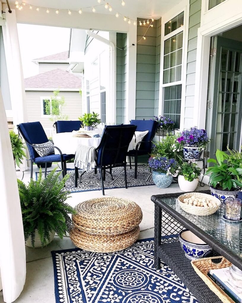 15 Patio Dining Ideas: Perfect Solutions for Cozy Outdoor Meals 3 Navy & Neutrals Mix