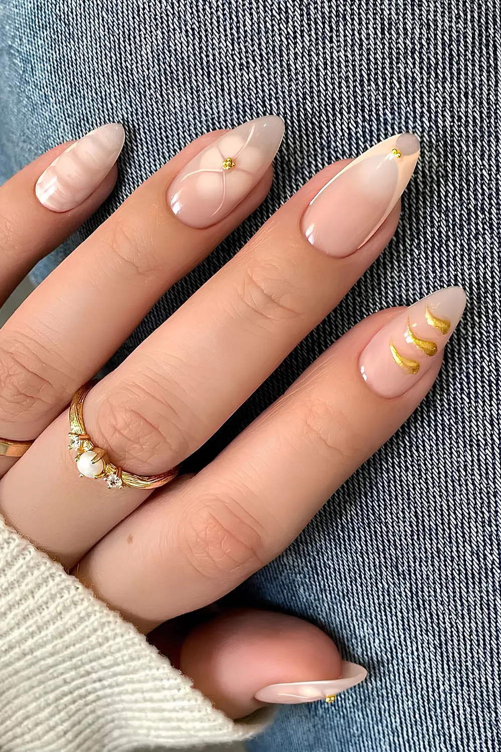 25 Elegant Neutral Nail Ideas for a Sophisticated Look 20 Mix & Match