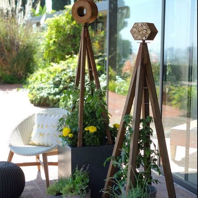 20 Garden Decor Ideas to Beautify Your Outdoor Space 16 Sculptural Trellises