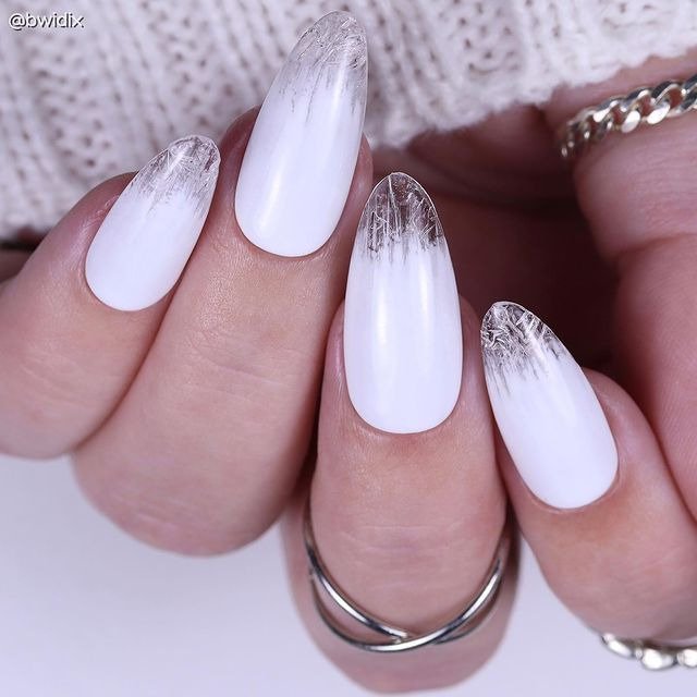 25 Funky Winter Nail Designs to Try This Season 6 Sparkling Icicle Tips