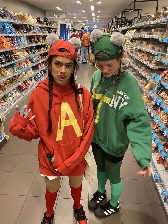25 Best Duo Halloween Costume Inspiration for 2025 18 alvin and the chipmunks