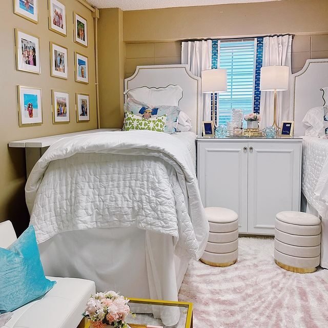 15 Blue Dorm Room Ideas for the Ultimate Student Sanctuary 5 Beige and Blue