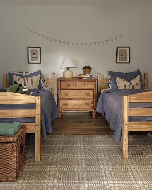 15 Blue Dorm Room Ideas for the Ultimate Student Sanctuary 14 Slate Blue and Wood