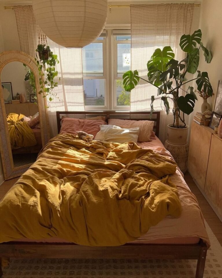 20 Boho Dorm Room Ideas to Transform Your College Space 12 Bashful Ray