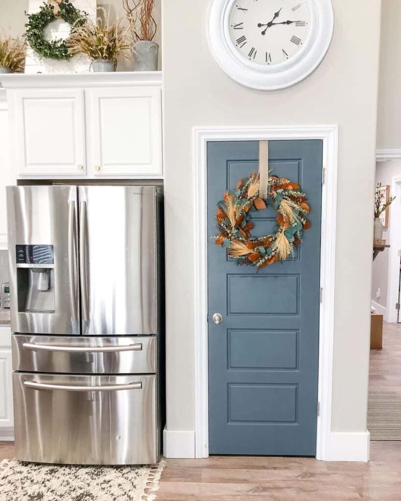 25 Chic & Cozy Fall Wreath Ideas to Celebrate the Season 22 Teal and Rust Wreath