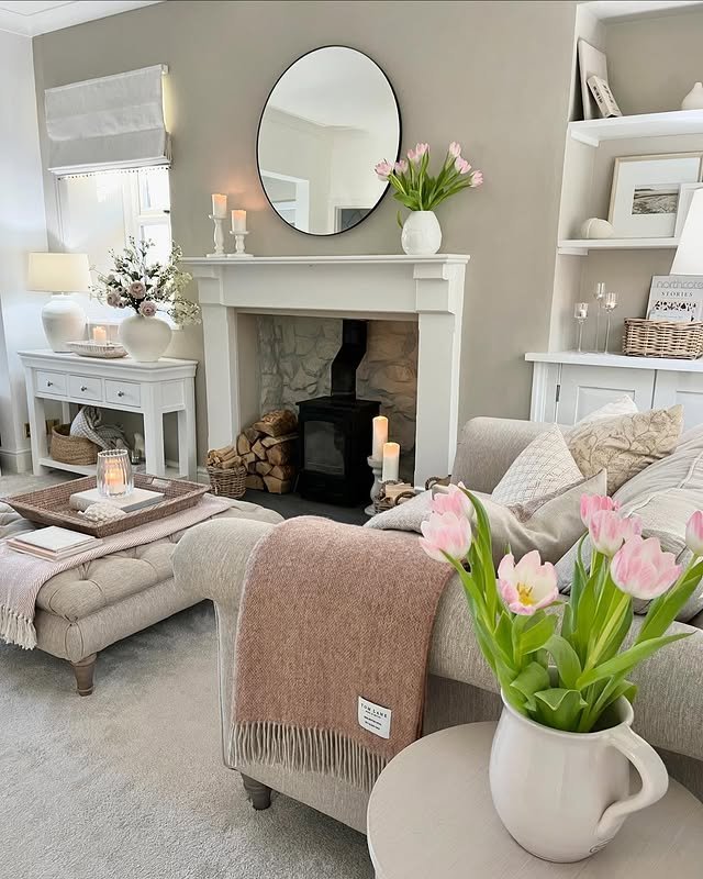 15 Country Living Room Color Schemes for a Cozy Home 13 Decorate with Fresh Flowers and Greenery