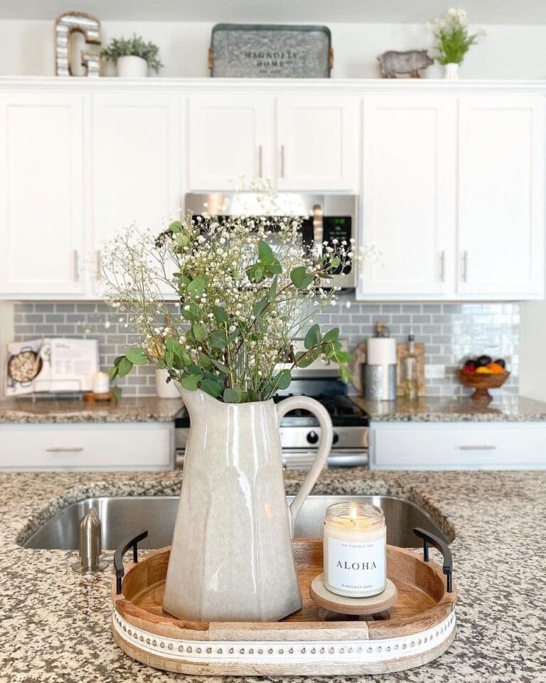 20 Beautiful Kitchen Island Centerpiece Designs 6 Scented Candle