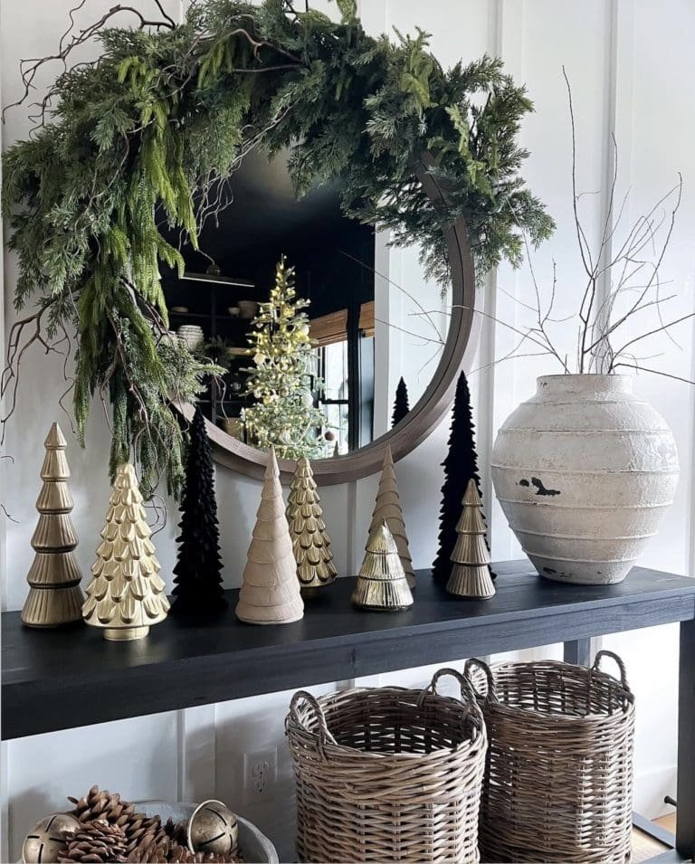 25 Christmas Entryway Decor Ideas for a Festive Welcome 11 Christmas Ornaments