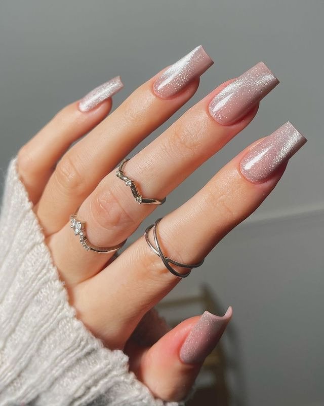 30 Winter Dip Nail Designs That Will Warm Up Your Style 29 Icy Velvet Winter Dip Nails