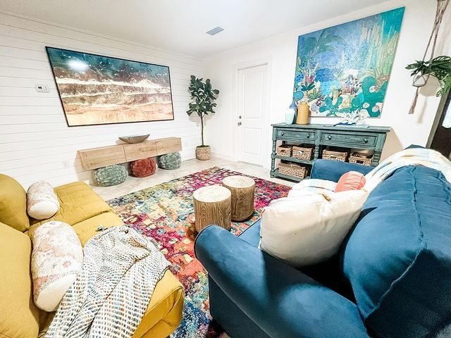 15 Boho Coastal Living Room Ideas for a Relaxed Beach Vibe 9 Moroccan Sea Setup