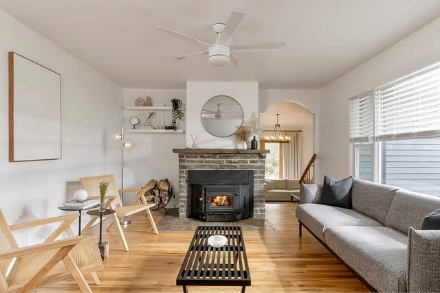 15 Country Living Room Color Schemes for a Cozy Home 15 Opt for Natural Wood Flooring
