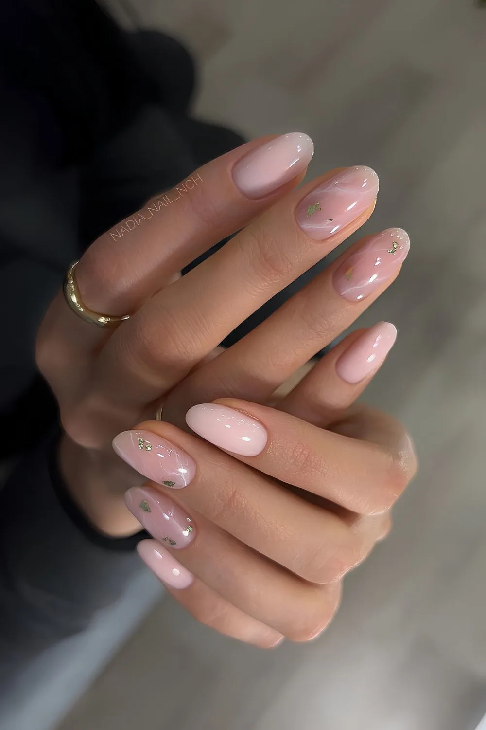 25 Best Light Pink Nail Designs for Every Occasion 16