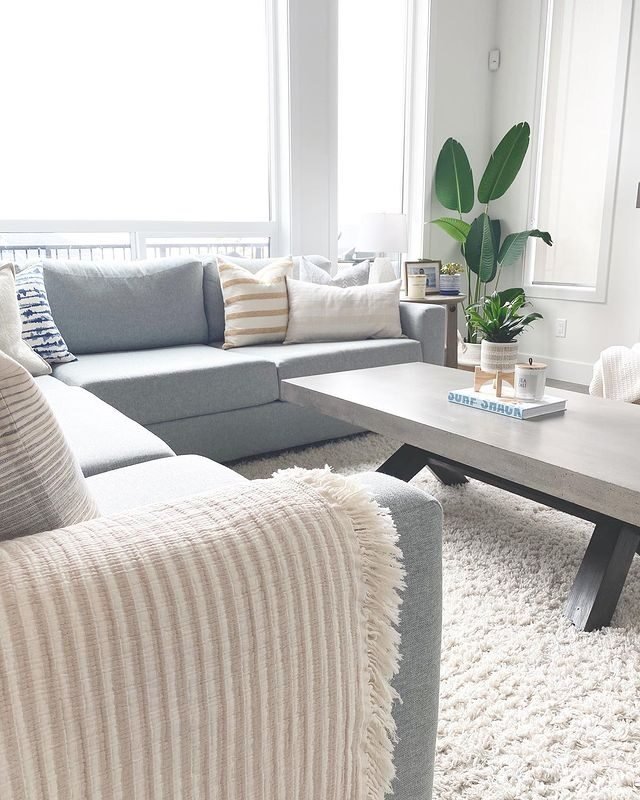 15 Boho Coastal Living Room Ideas for a Relaxed Beach Vibe 10 Seaside Sanctuary