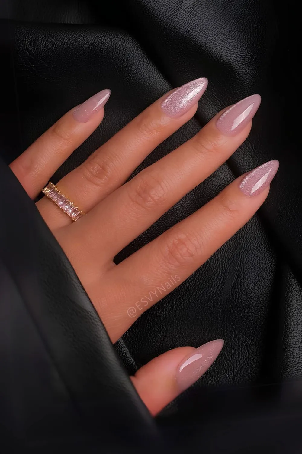 25 Best Light Pink Nail Designs for Every Occasion 20