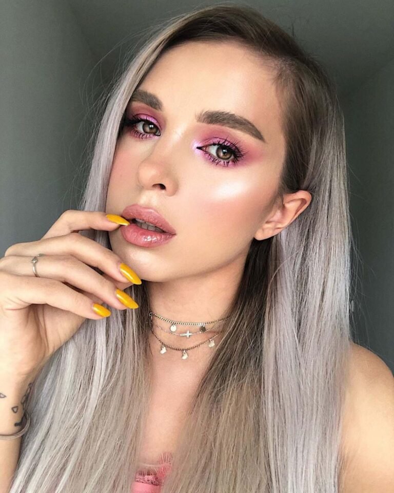 Fresh & Feminine: 20 Cherry Blossom Makeup Ideas You’ll Love 2 Subtle Blossom Hue