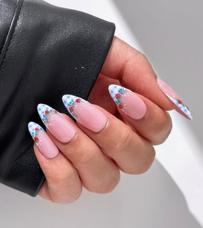 Berry Sweet Tips