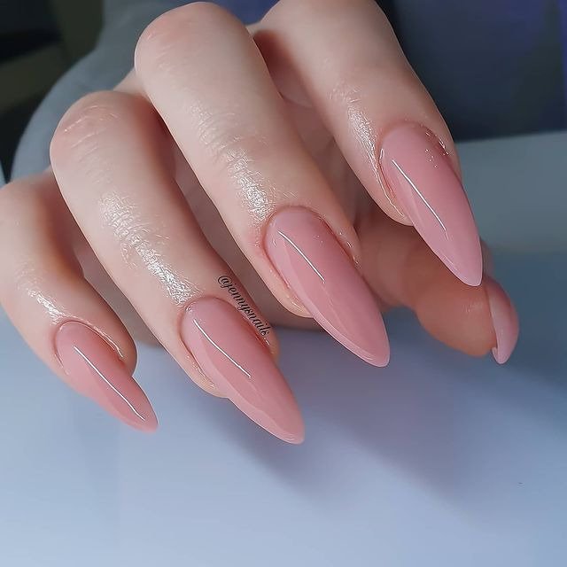 Rose Nude Claw Nails