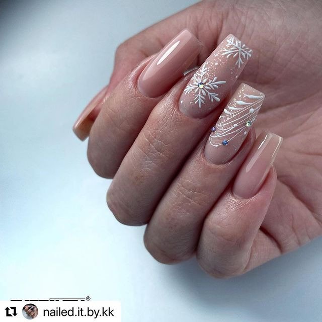 Nude Nails with Jewel Accent