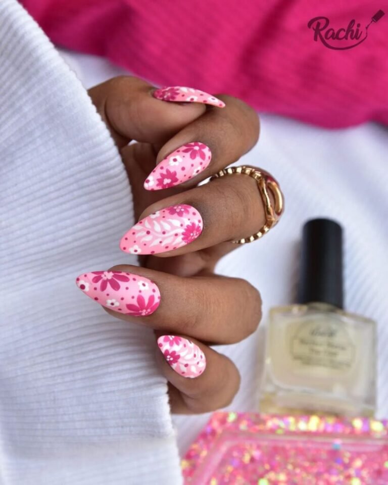 20 Pink Christmas Nail Inspirations – Festive & Feminine Holiday Looks 2 Festive Floral
