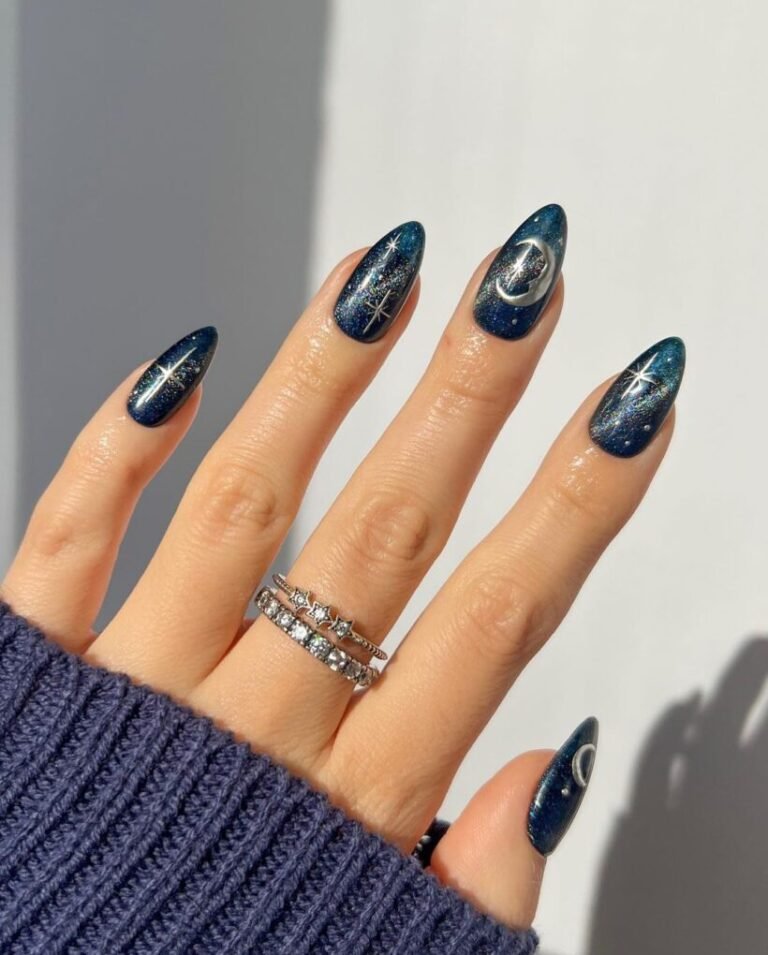 25 Dark Winter Nail Ideas That Are Perfectly Moody & Chic 4 Celestial Nights