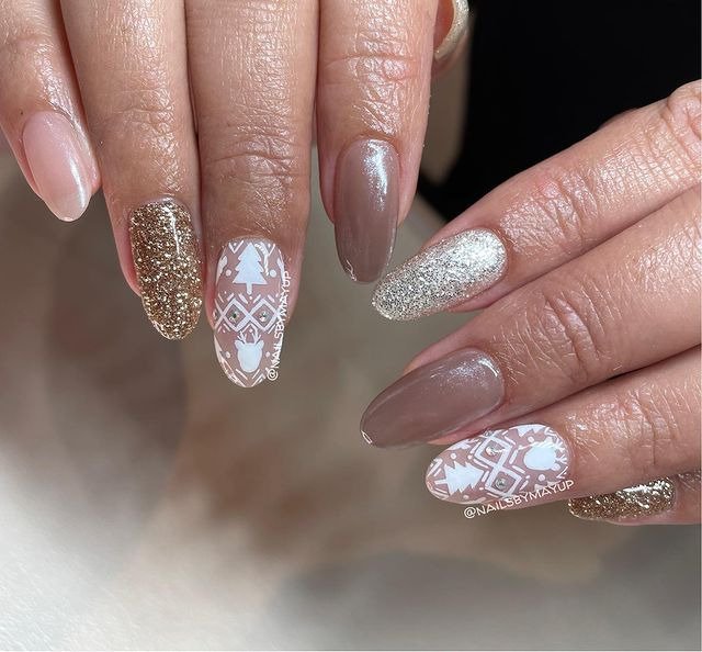 30 Winter Dip Nail Designs That Will Warm Up Your Style 4 Nordic Sweater Winter Dip Nails