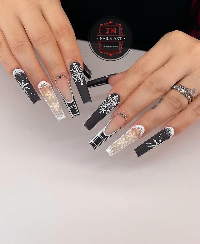 30 Winter Dip Nail Designs That Will Warm Up Your Style 13 Black and White Winter Dip Nails