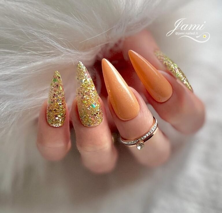 Peach Glitter Bomb