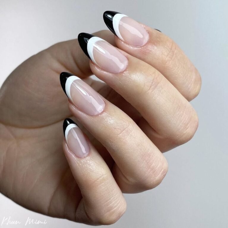 20 Elegant Black and White Christmas Nail Designs for 2025 3 Monochrome French Tips