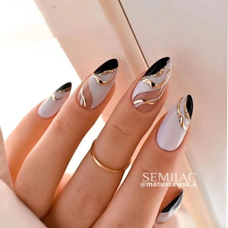 20 Elegant Black and White Christmas Nail Designs for 2025 8 Gilded Black & White