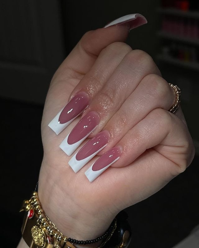 25 Elegant Winter Coffin Nail Designs You’ll Love 8 Pink Base with White French