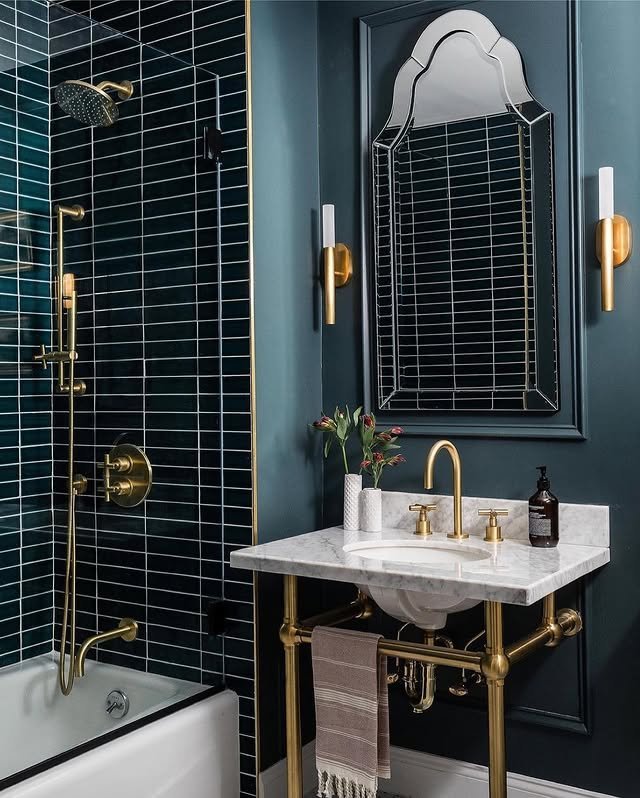 15 Stylish Bathroom Décor Ideas for a Modern Refresh 13 Choose an Elegant Faucet Design