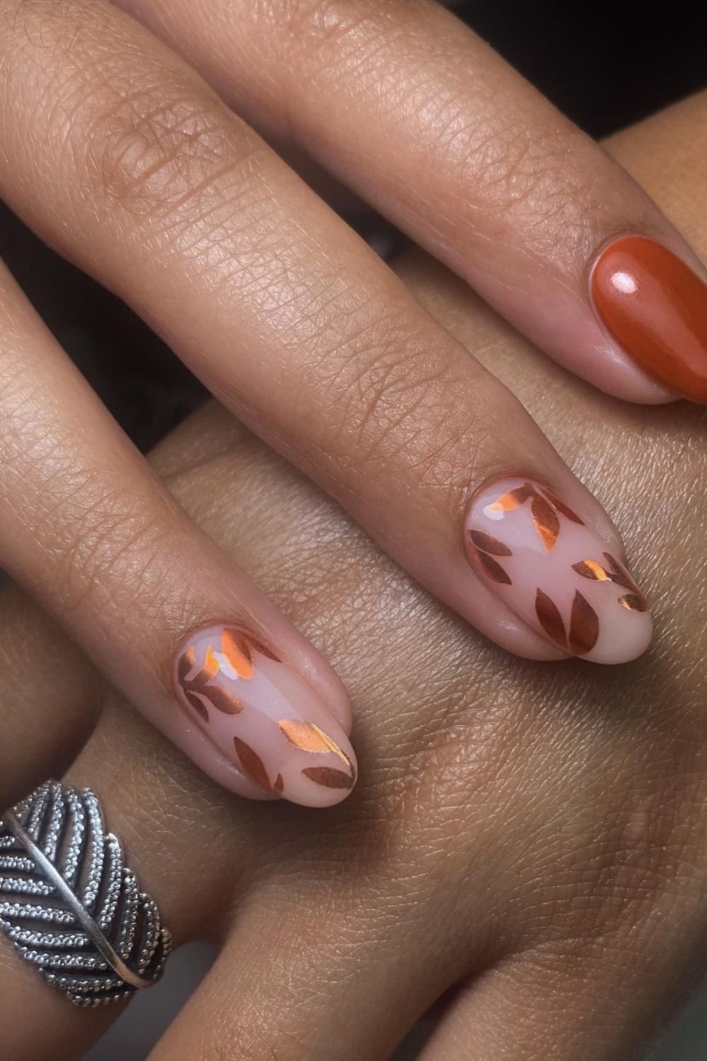 30 Autumn Nail Ideas for a Cozy Fall Look 30 Copper Leaf Details