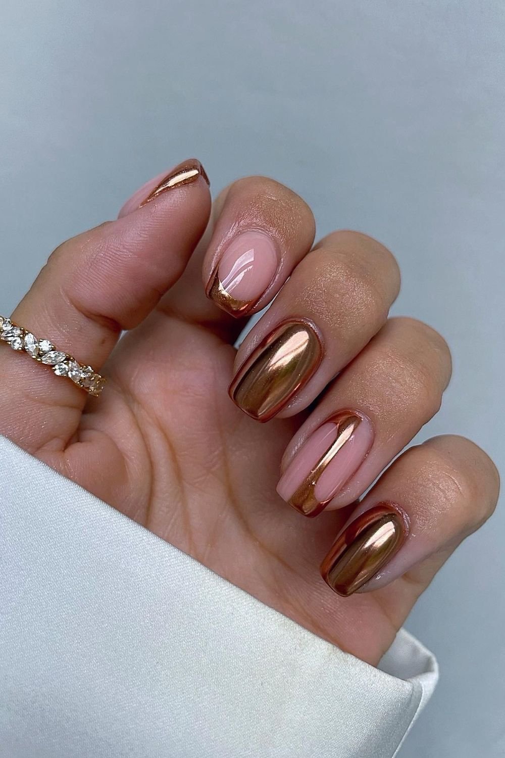 30 Fall Gel Nail Ideas for a Perfect Autumn Look 16 Metallic French Touch