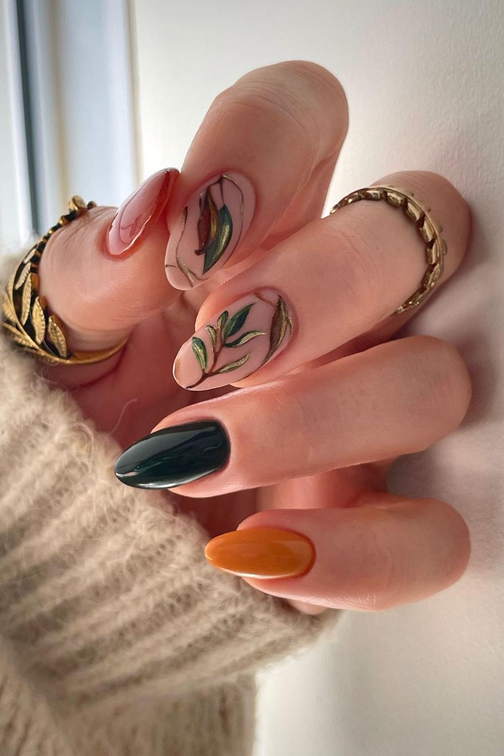 30 Fall Gel Nail Ideas for a Perfect Autumn Look 7 Mixed Fall Shades