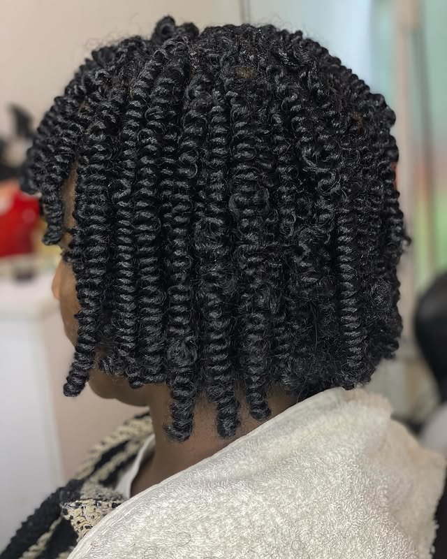 Tensionless Two-Strand Twists